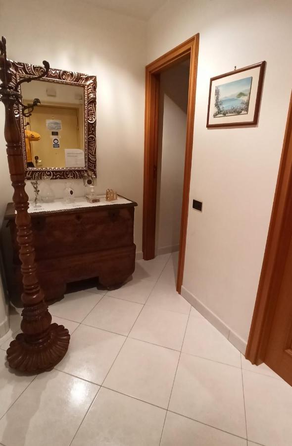 Chicco'S Suite Наполи Екстериор снимка